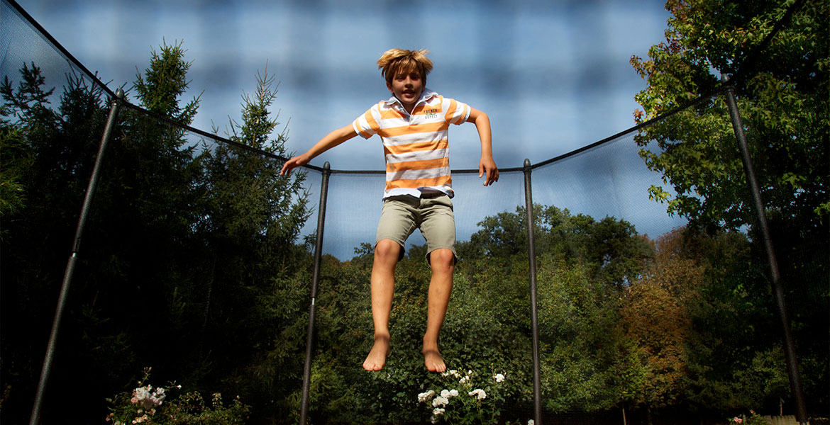 Le trampoline pour faire faire de l'exercice à ses enfants - Blog